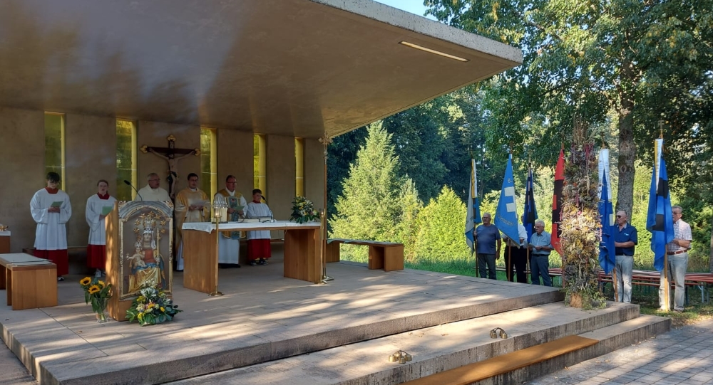 KAB Gottesdienst Zelebranten am Altar