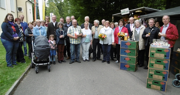 Groß war die Schar der Mitarbeiter und Gratulanten