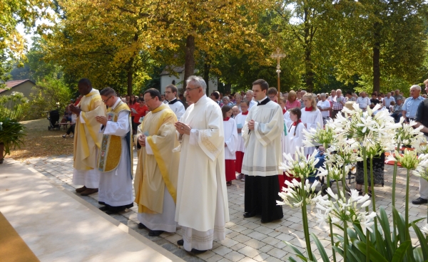 Zelebranten beim Gottesdienst